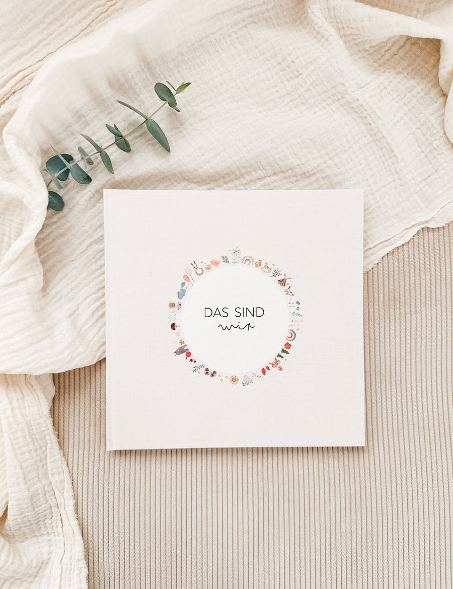 Zwillingsalbum Baby - Unser erstes Jahr - Wir sind da