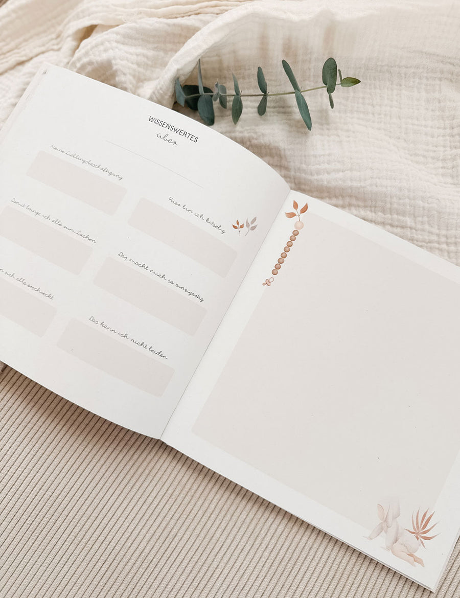 Zwillingsalbum Baby - Unser erstes Jahr - Wir sind da