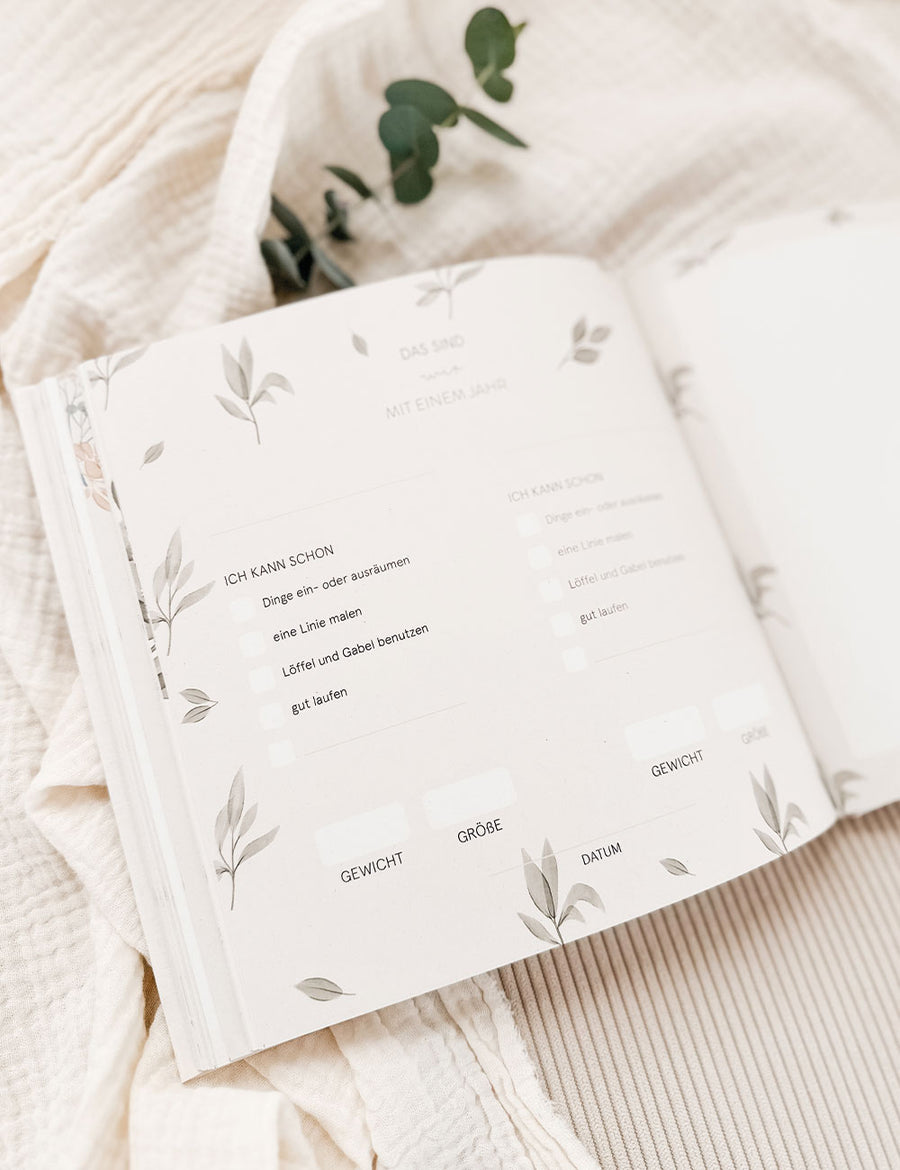 Zwillingsalbum Baby - Unser erstes Jahr - Wir sind da